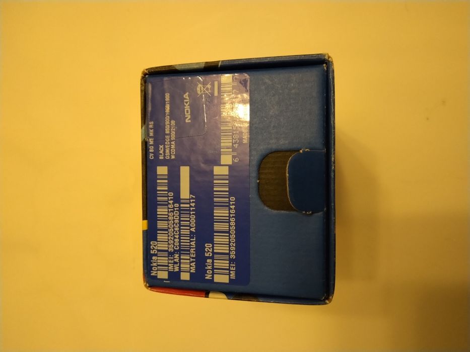 Продавам GSM / мобилен телефон  Nokia Lumia 520 black