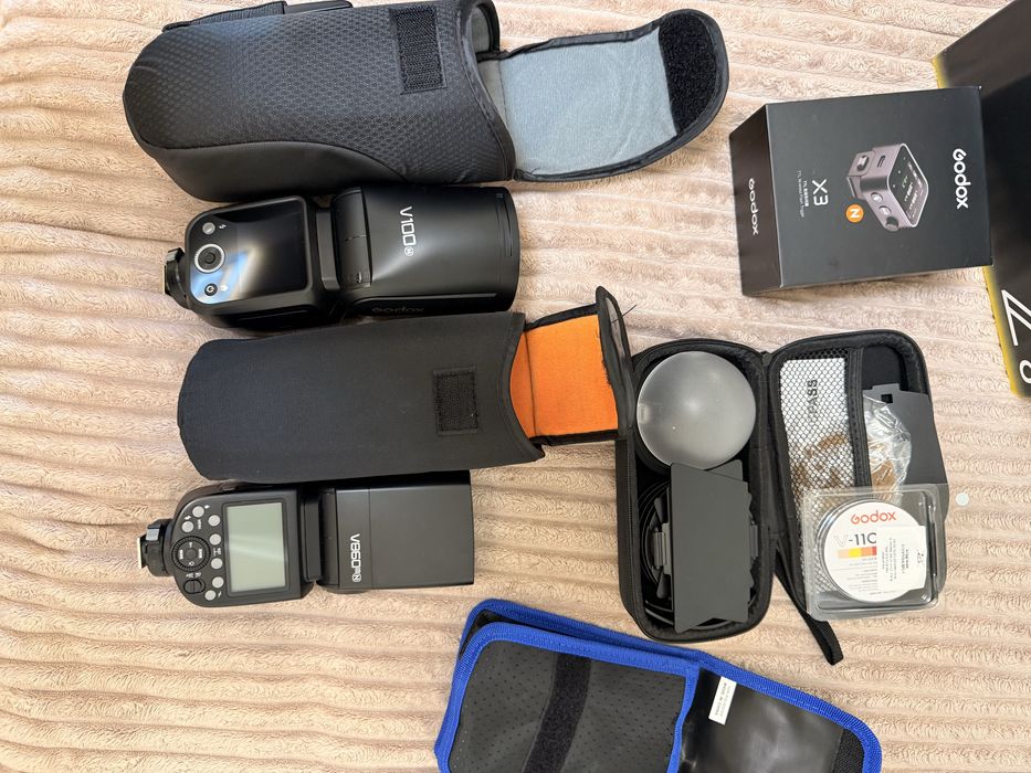 Vand V100 Nikon/V860III si 2 AD600PRO CU STATIV SI SOFTBOX