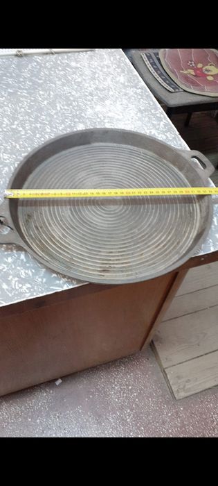 Grill /grătar fontă fi 33 cm Promo 99 lei