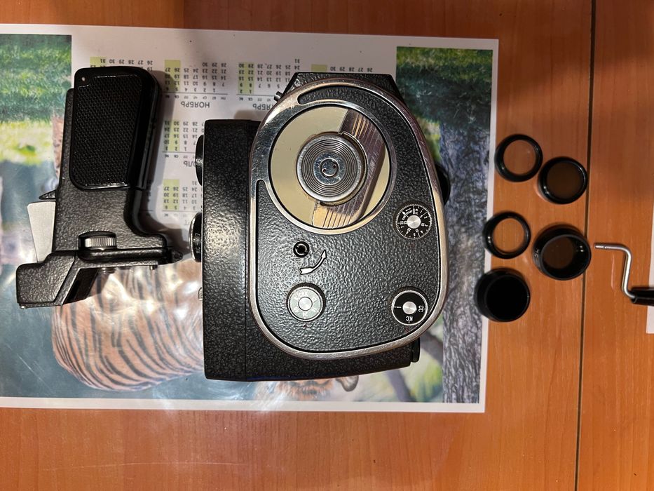 Кино камера времен СССР.