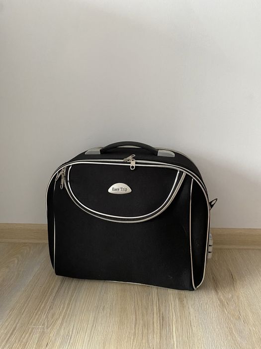 Geamantan/valiza/geanta umar-mana