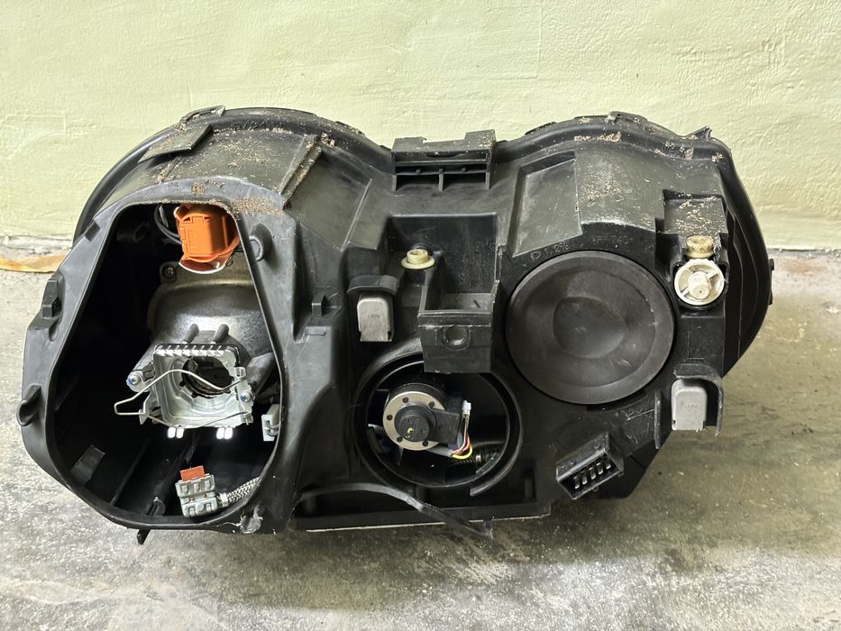 Фар за Jaguar XJ