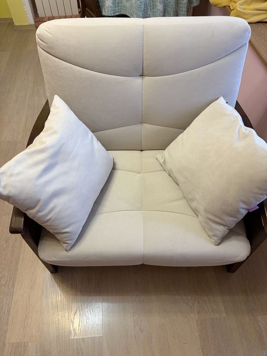 Отличный Диван и Кресло