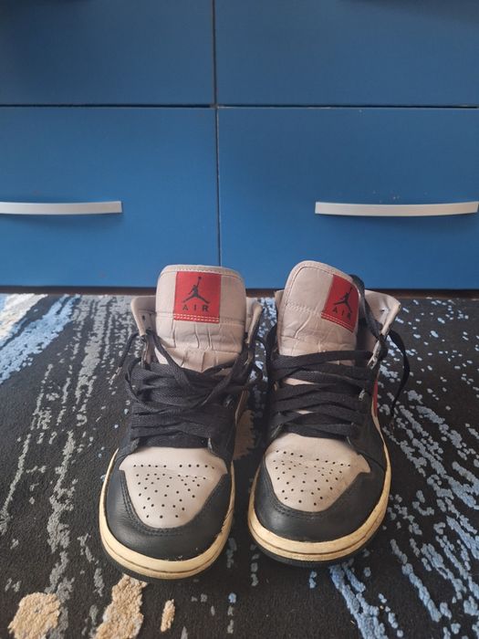 Jordan 1 Mid originali