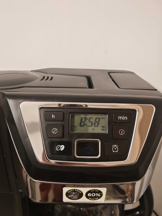 Cafetiera cu rasnita Russell Hobbs 22000-56, 1025 W