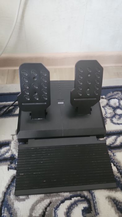 Игровой руль продам