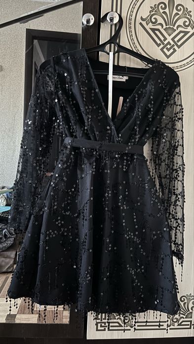 Пиджак, платья, лонгсливы