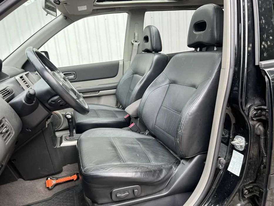 Nissan X-Trail 2.5 Elegance – автомат, 4x4 LPG