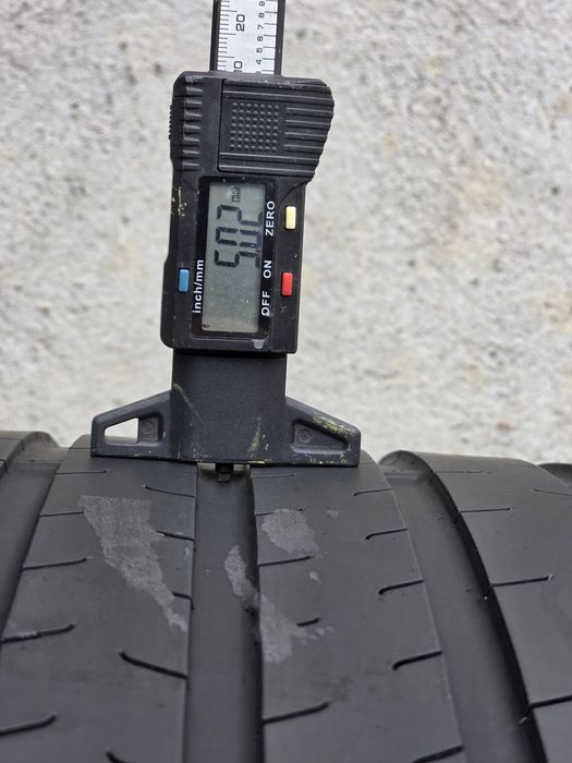 Vand două anvelope de vara continental 315 30 22 dot 1120