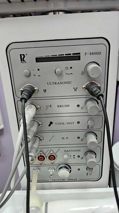 Мултифункционален козметичен комбайн с 10 функции - F8800D