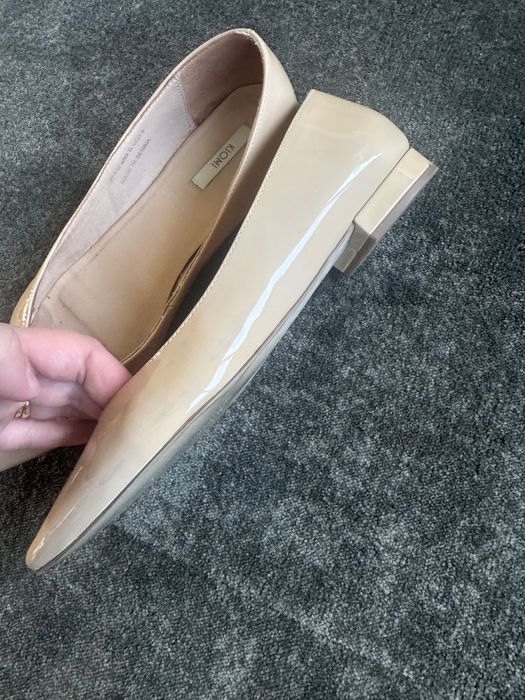 Balerini Kiomi, bej, piele naturală lăcuită, mărimea 40