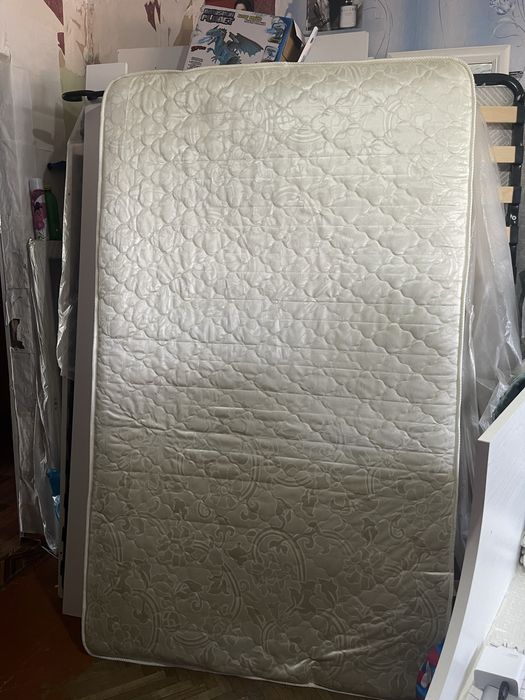 Продам матрас 120*200