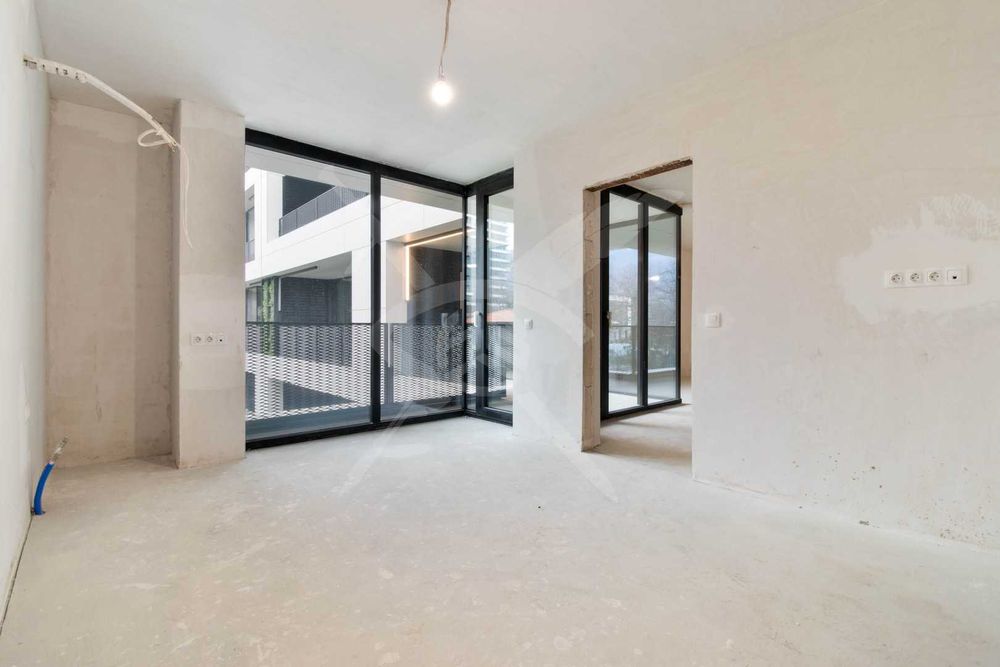Продава се Тристаен апартамент в София, Кръстова вада - 133 кв.м за 1980 €/кв.м - Снимка #1