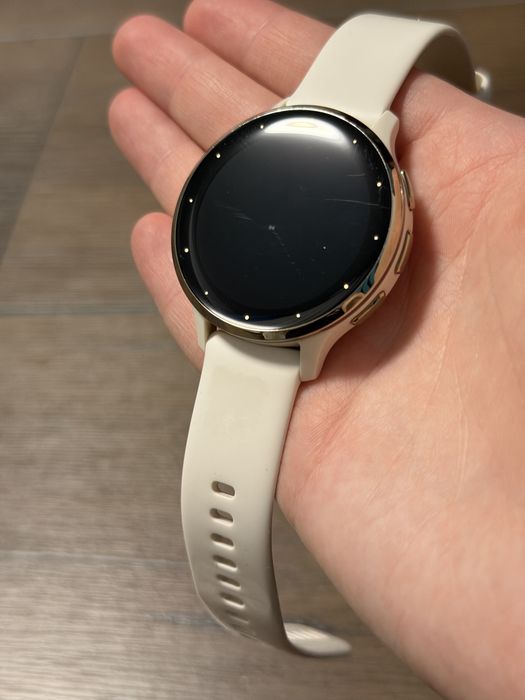 Garmin Venu 3S – Cream Gold / Ivory – stare foarte bună