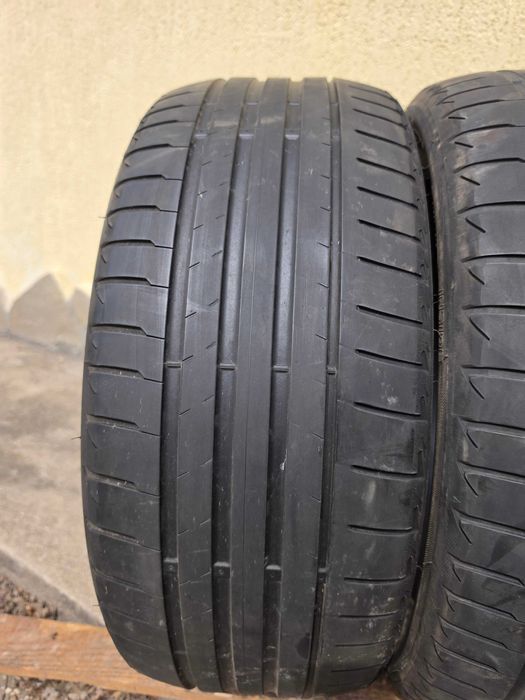 2 бр. летни гуми 225/40/19 Bridgestone MO DOT 3921 4 mm