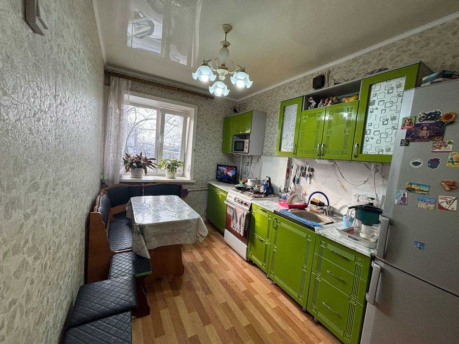 Продается 2-х ком кв,  на Клуб Строителя