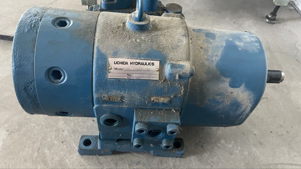 Uchida Hydraulics RPW4-3288-335