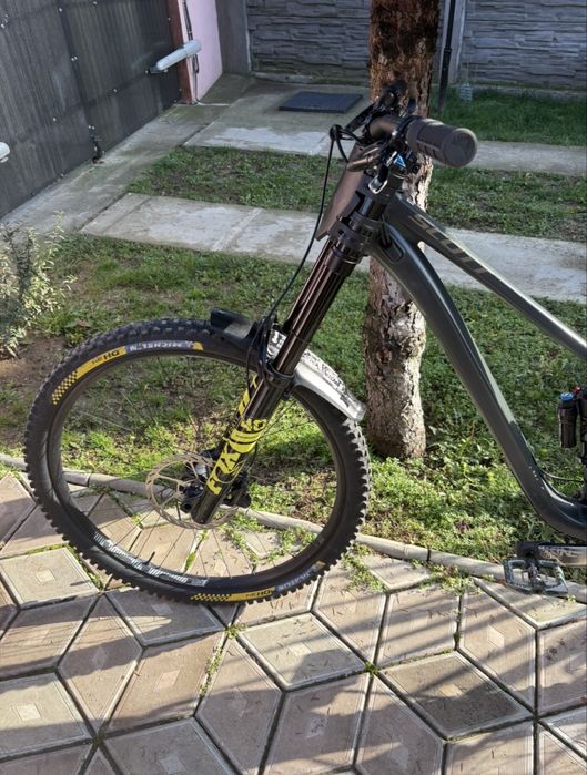 Bicicleta Downhill Scott Gambler 910