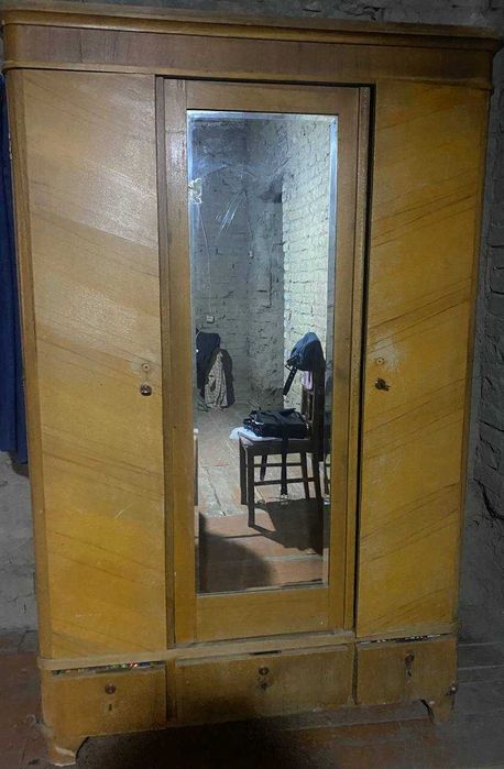 Шифоньеры добротные советские