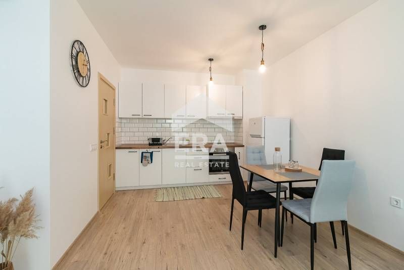 Продава се Двустаен апартамент в Варна, Левски - 60 кв.м за 3167 €/кв.м - Снимка #1