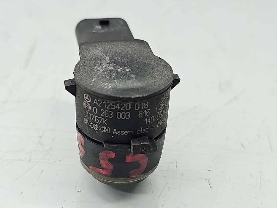 Senzor parcare Mercedes Clasa C (W204) [Fabr 2007-2014] A2125420018