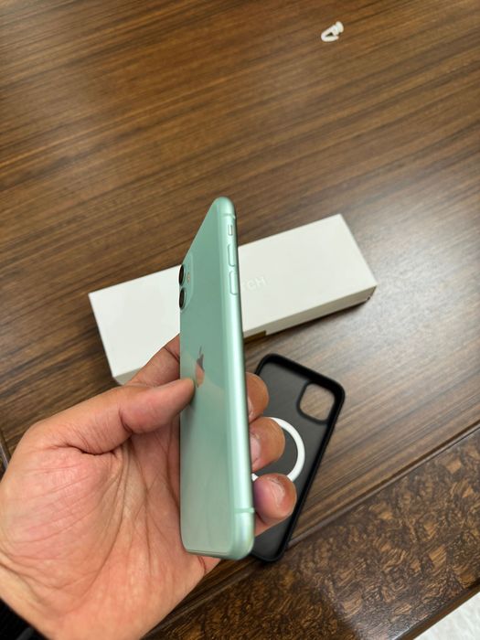 Apple Iphone 11, 64Гб - продаю свой телефон