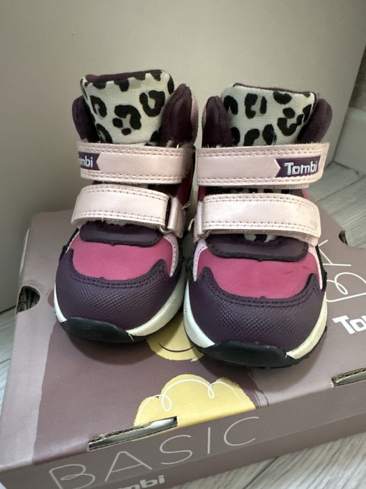 Детские ботинки для девочки