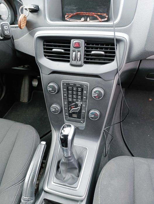 Vand Volvo V40 anul 2017