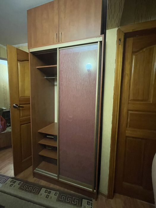 Продается шкаф для прихожей