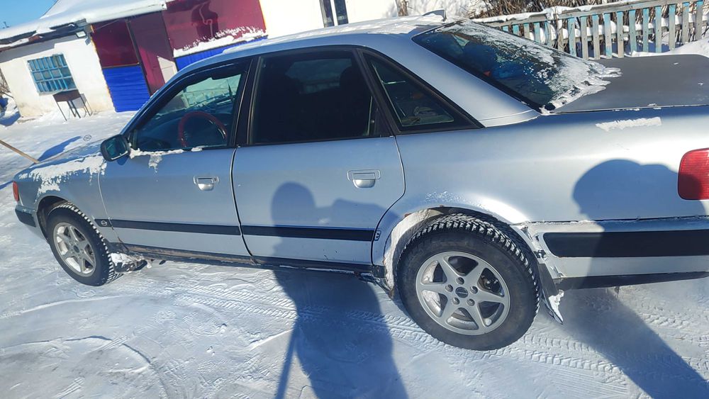 Продам Ауди 100 с4