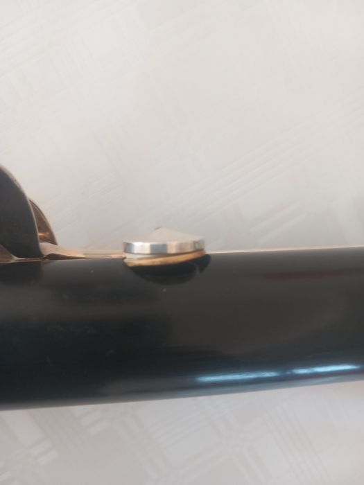 Clarinet buffet crampon  cred ca este b12 trebuie schimbate pernuțele preț fix