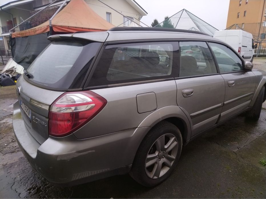 На Части Subaru Legacy Outback 2.5i Navi,Panorama