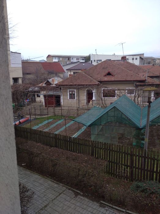 Vand casa in centru Targoviste