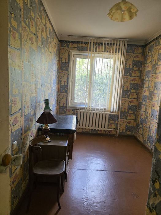 Продается 4 комнаты