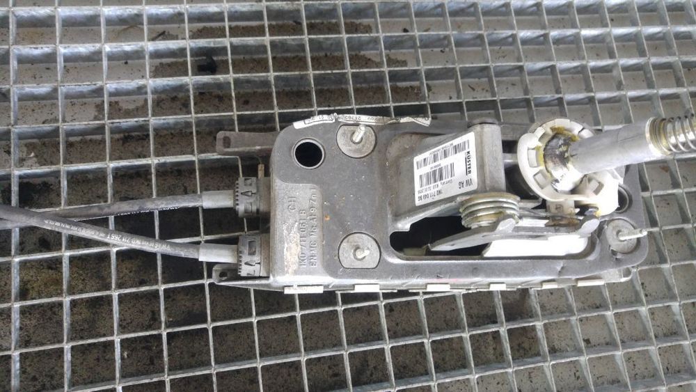 timonerie seat altea 5p 1.9 tdi bxe 5 trepte 1k0711049bg