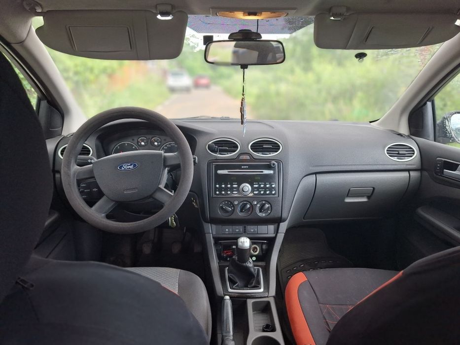 FORD Focus 0 — imagine 5