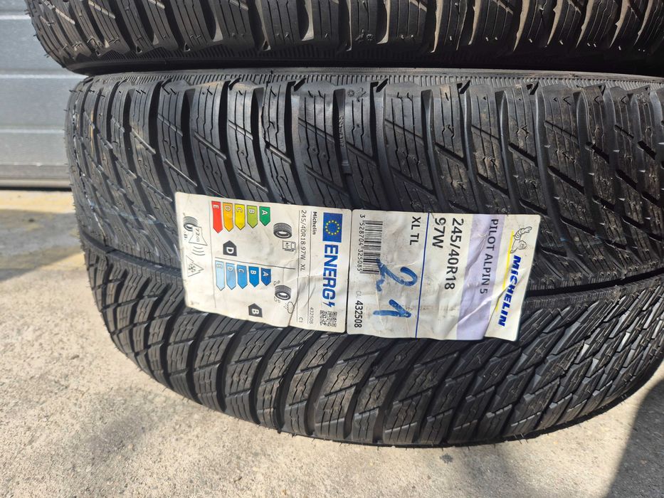 2 Anvelope M+S IARNA - 245/40/18 97W - Michelin Pilot Alpin 5 - NOI - DOT 2021 !