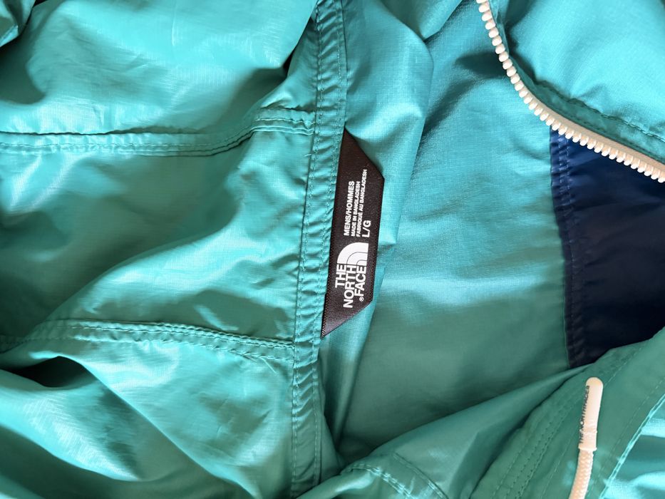 The North Face ветровка