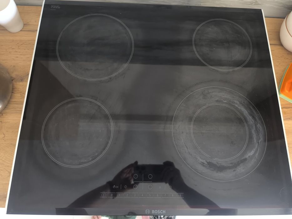Продам электроплиту Bosch