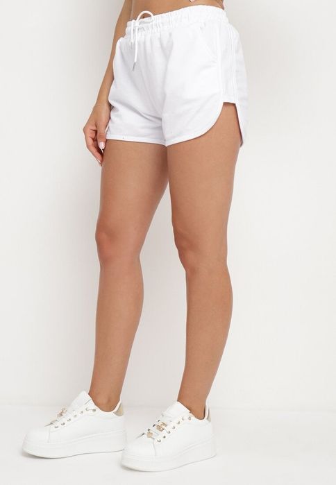 Pantaloni scurți albi XL