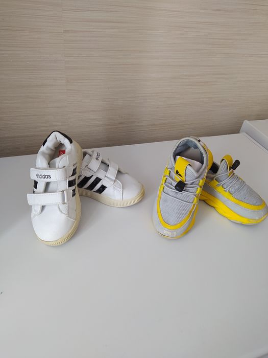 Кроссовки детские