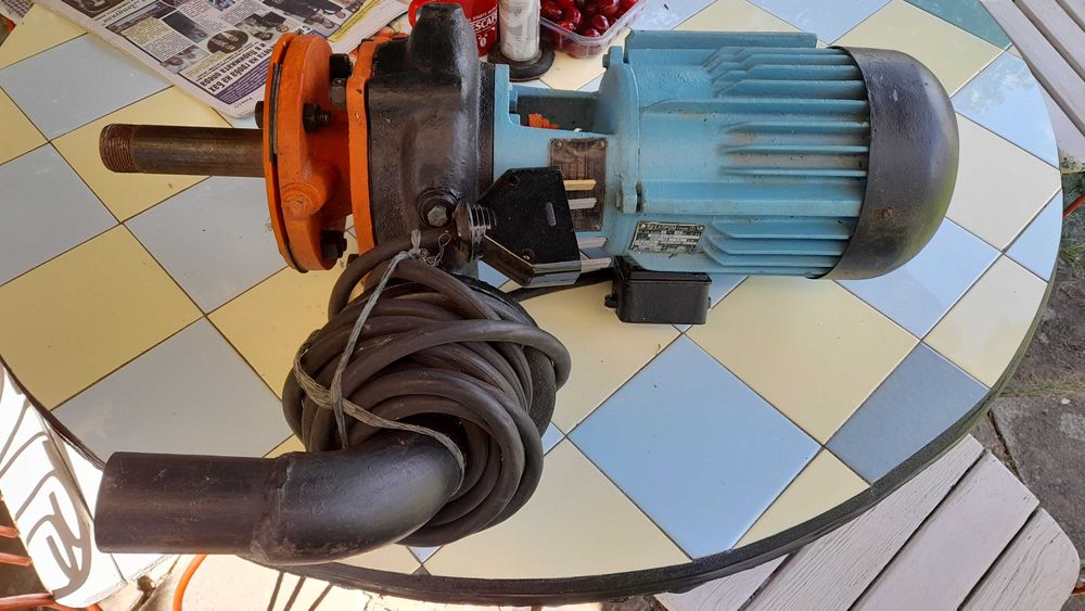 Водна помпа в комплект с ел.мотор