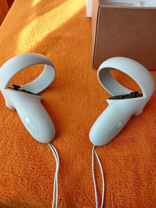 Oculus Quest 2 64GB – като нов, използван 4 пъти, пълен комплект