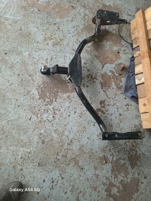 Фаркоп тойота хайландер