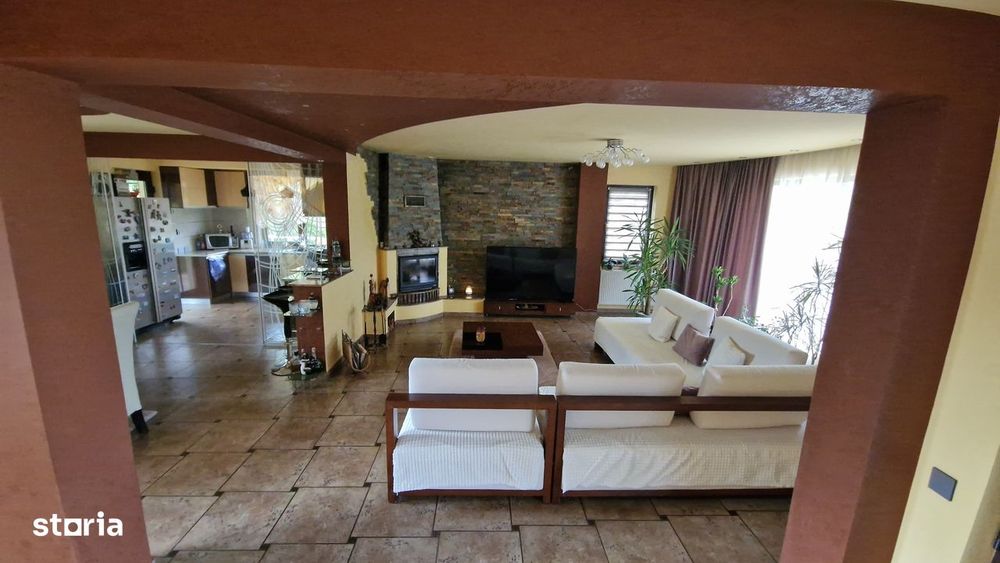 Vila zona Bucium