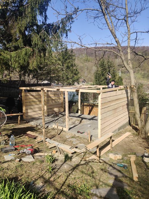Renovări interioare /exterioare.