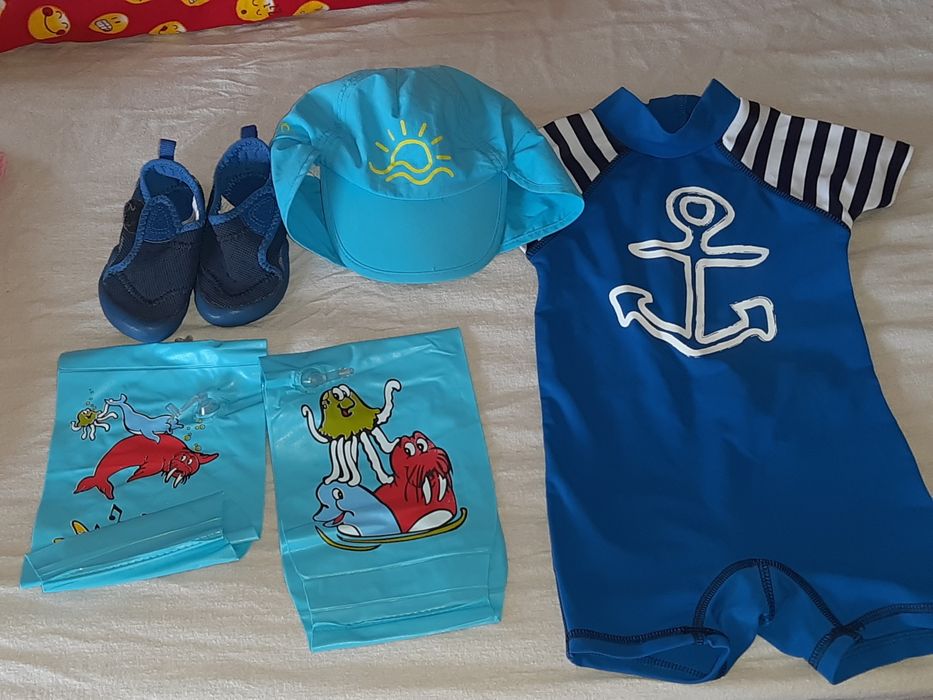 Set complet  plajă băiețel  mărimea 86/ 92