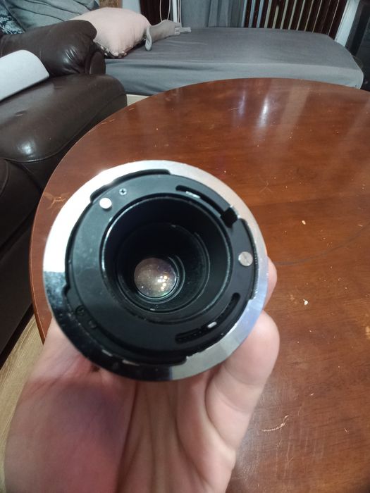 Sigma Zoom 75-250  mm si Hoya 72mm