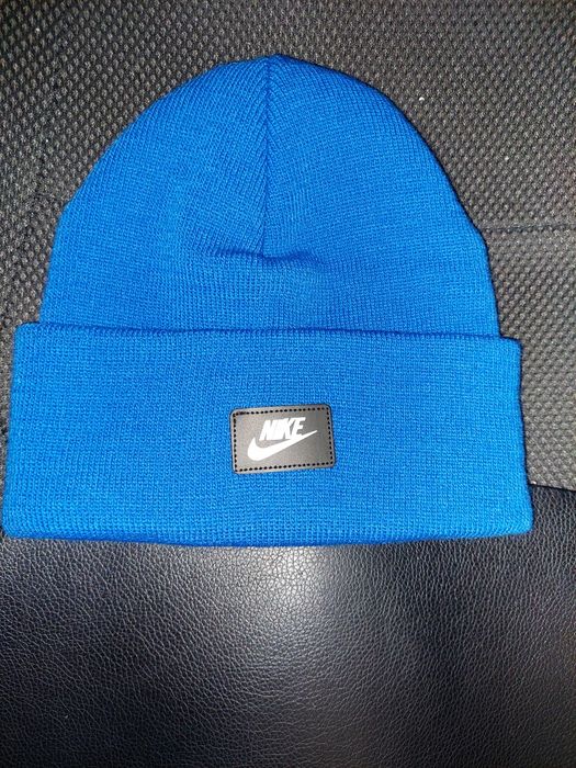 Caciula NIKE diverse culori