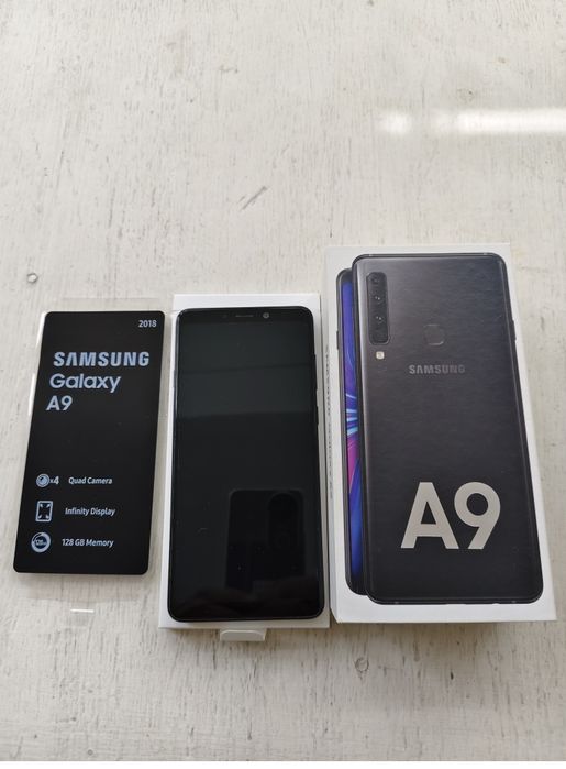 Самсунг А9 б у отличный